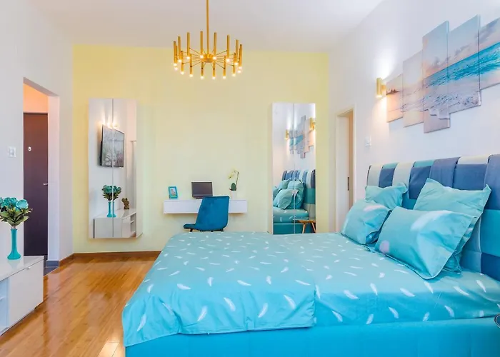 New Carturesti - Center